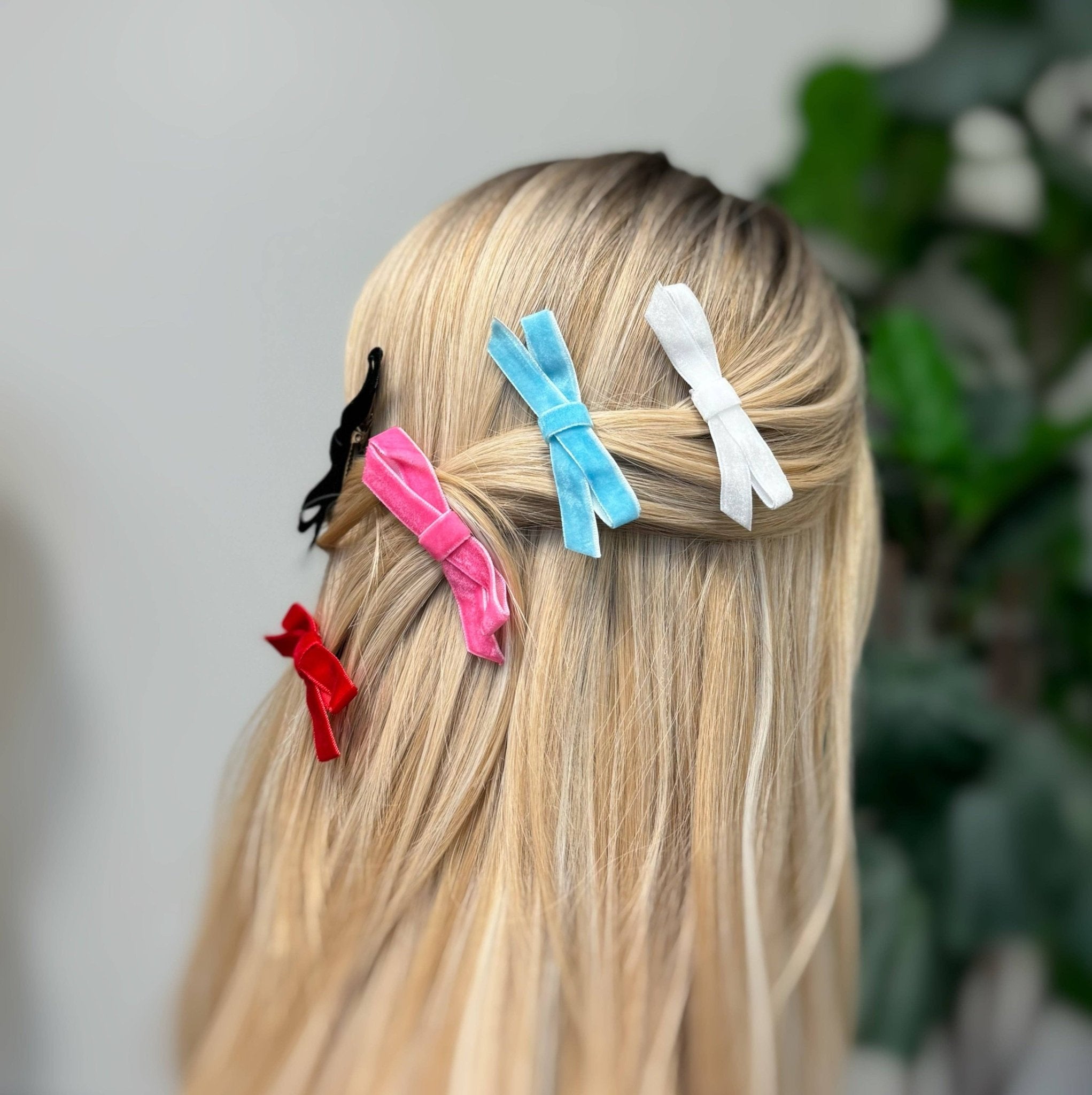 Adorable Velvet Bow Hair Clip Set Of 5 - Lalka Beauty Co.