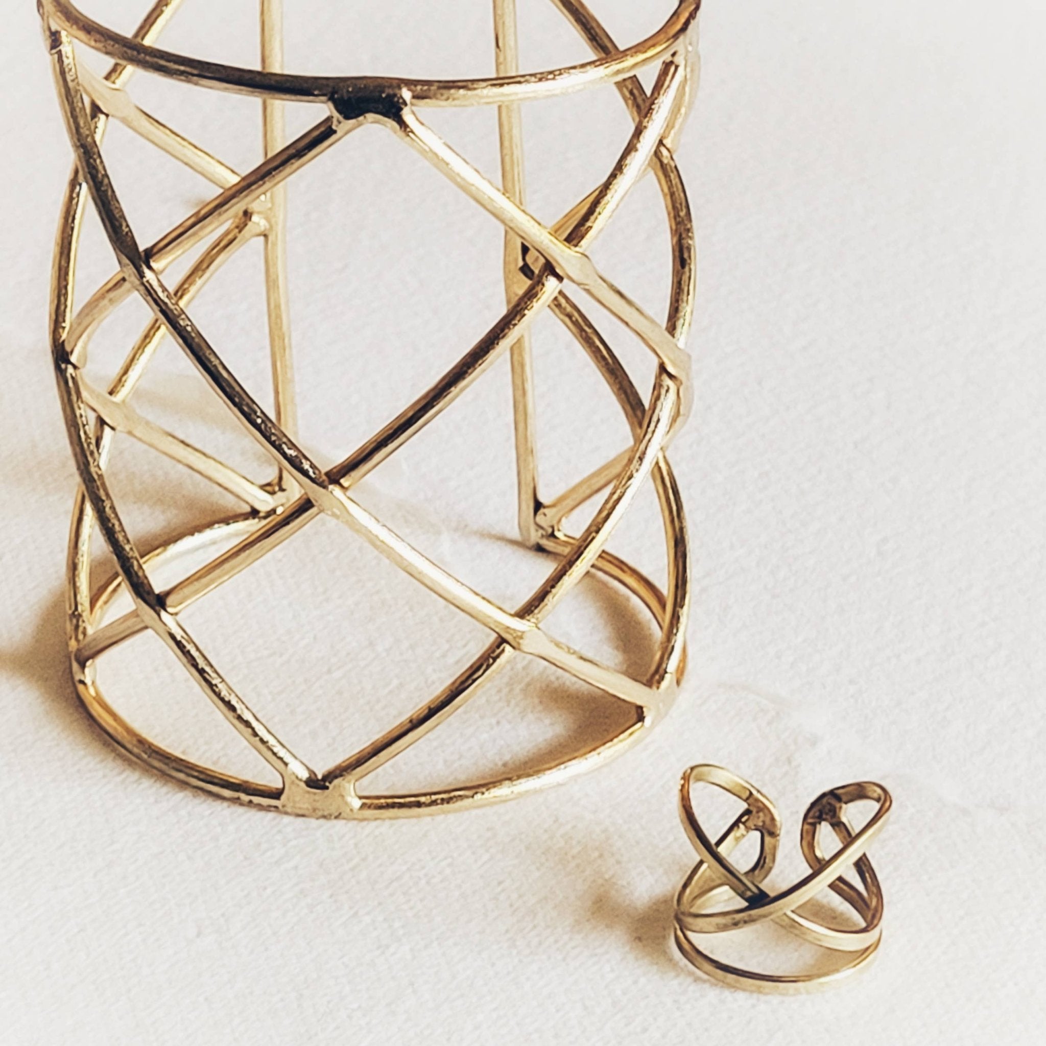 Bisjoux Solid brass lattice wire handmade cuff bangle bracelet - Lalka Beauty Co.