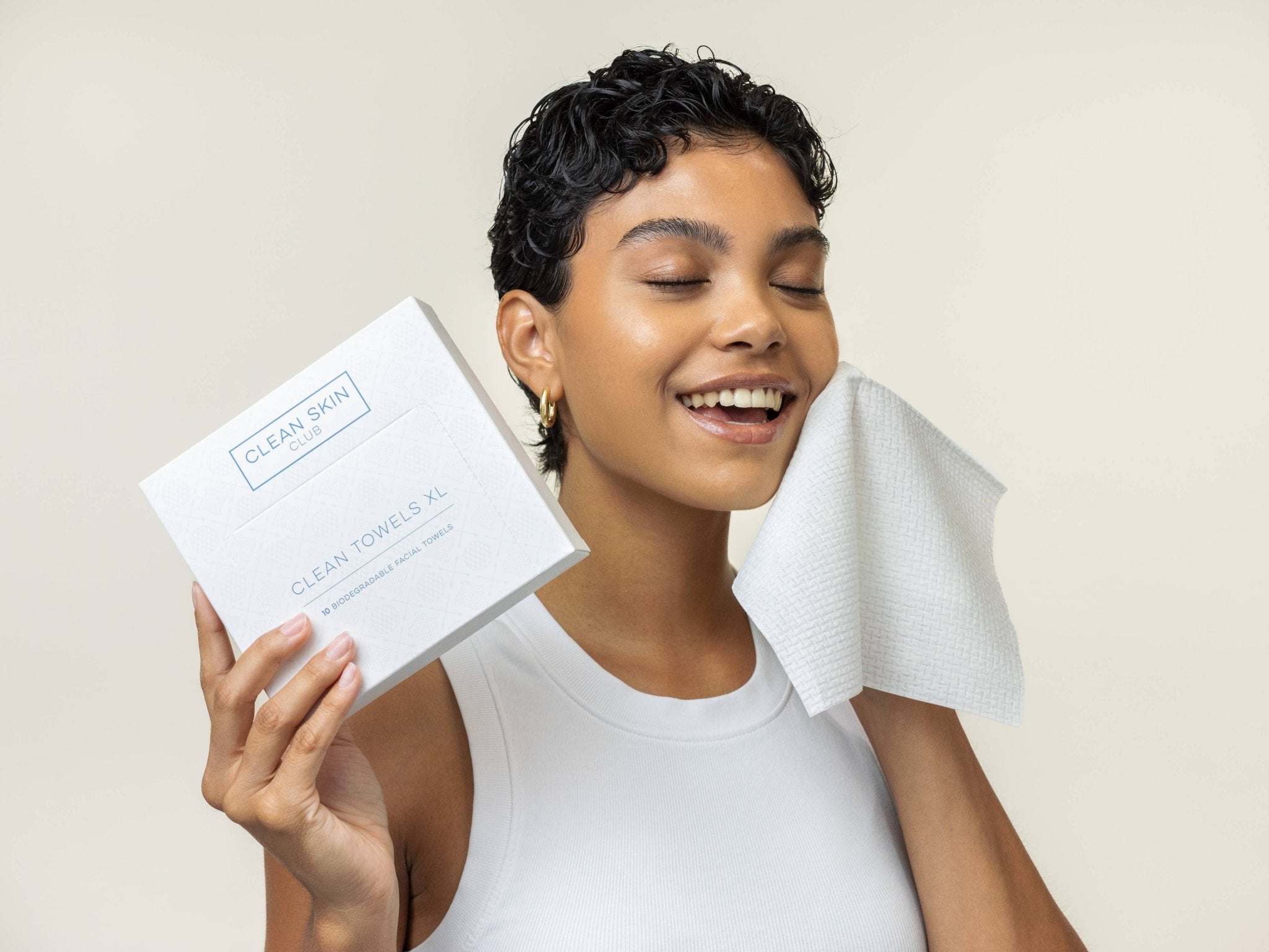 CLEAN Skin Club TOWELS XL TRAVEL - Lalka Beauty Co.