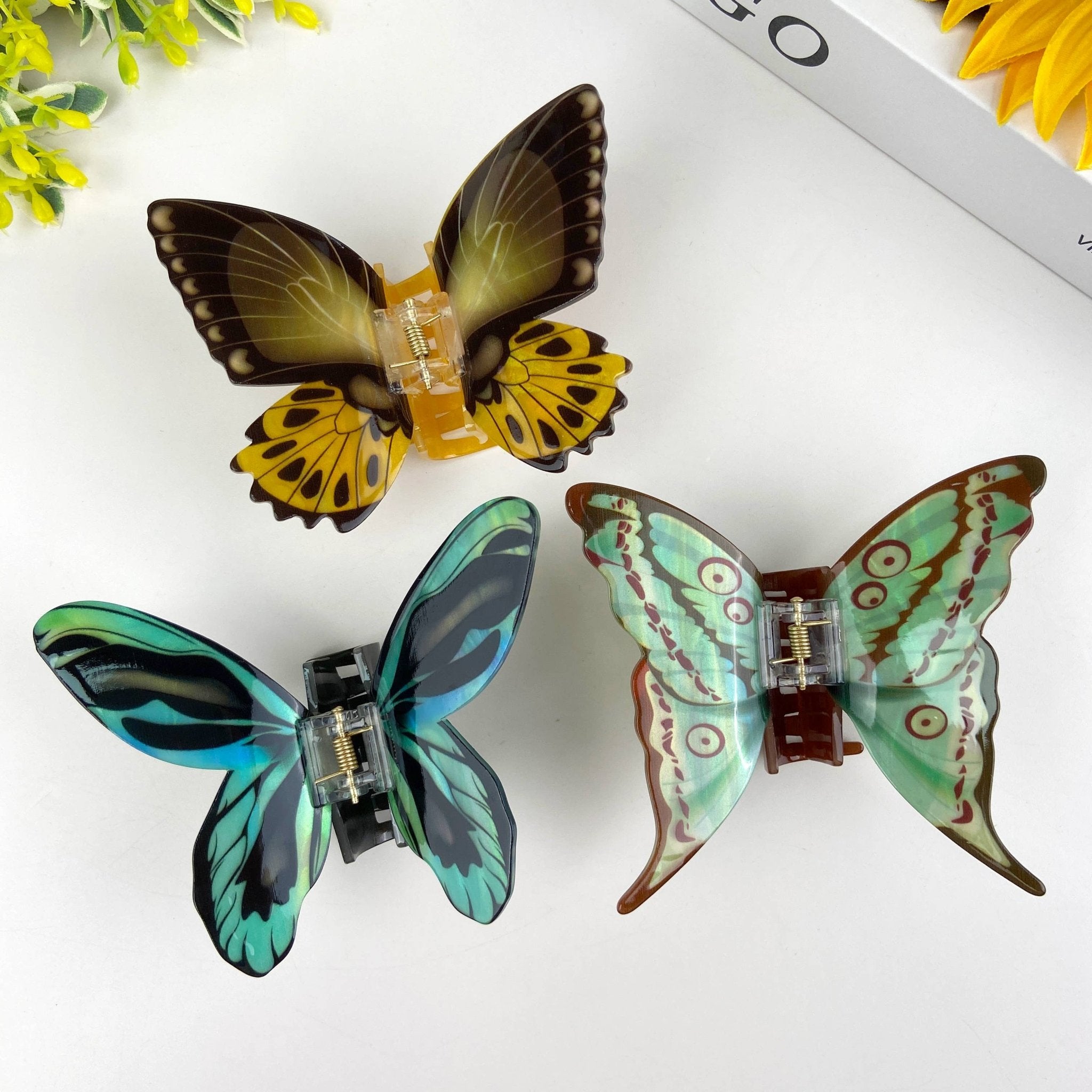 Colorful butterfly hair clips Various colors - Lalka Beauty Co.