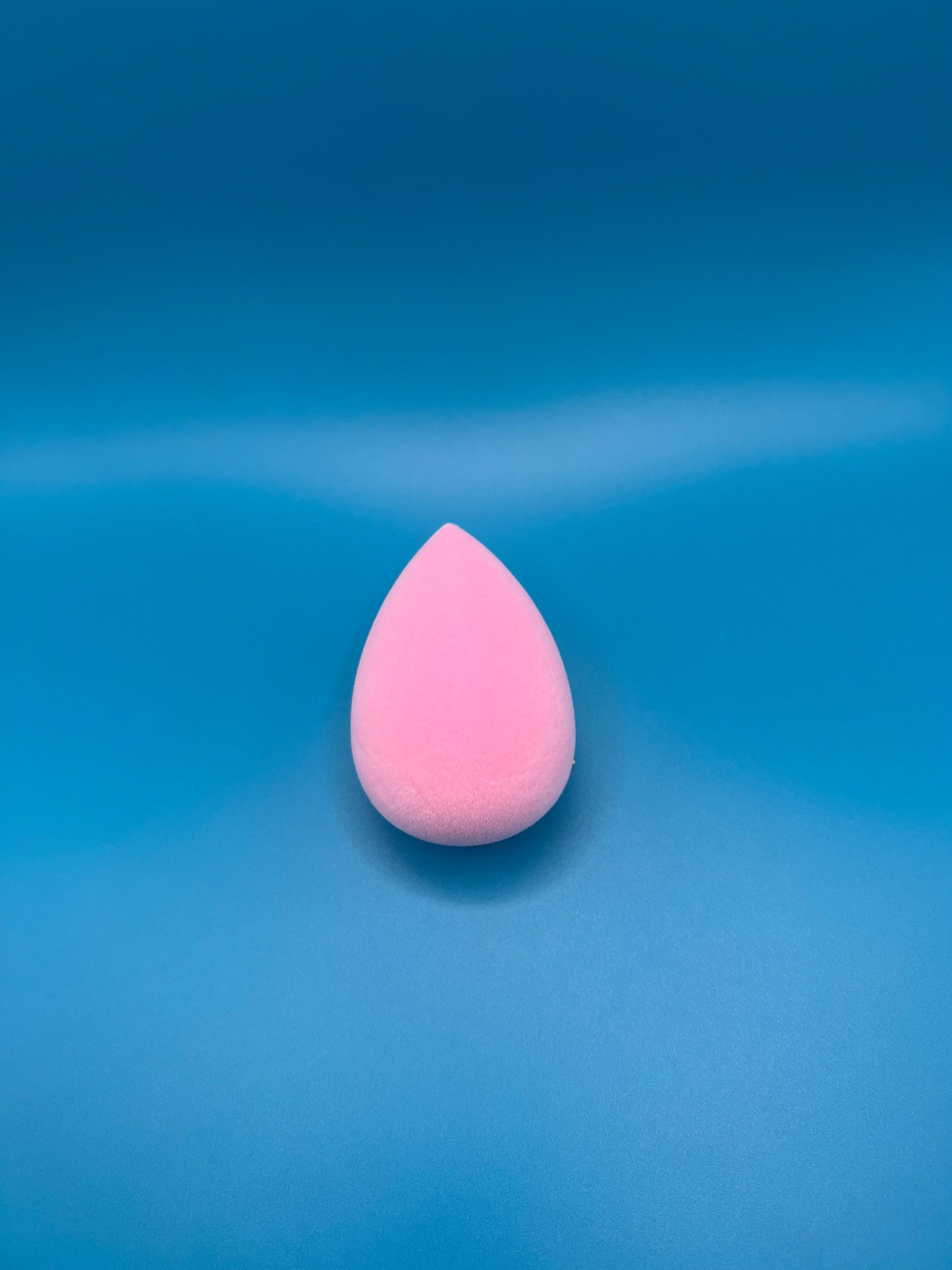 Velvet Blender Teardrop Makeup Sponge