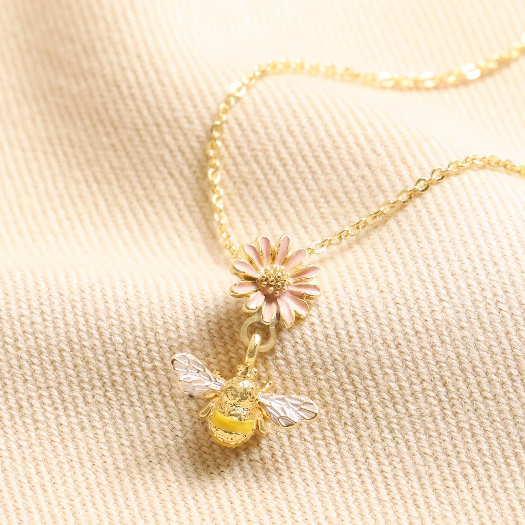 Lisa Angel Floral Bee Pendant Necklace in Gold - Lalka Beauty Co.