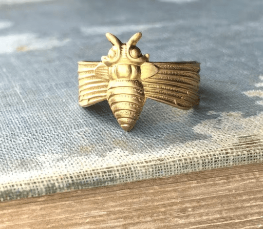 Moth Ring Vintage Bee Ring Gold Insect Bug Fairy Wasp Ring - Lalka Beauty Co.