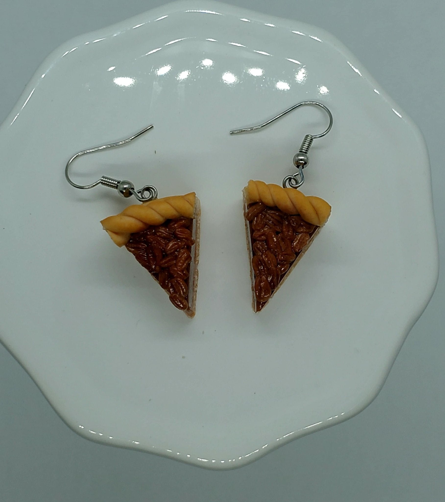 Pecan Pie Earrings, Pie Earrings, Fall Earrings - Lalka Beauty Co.