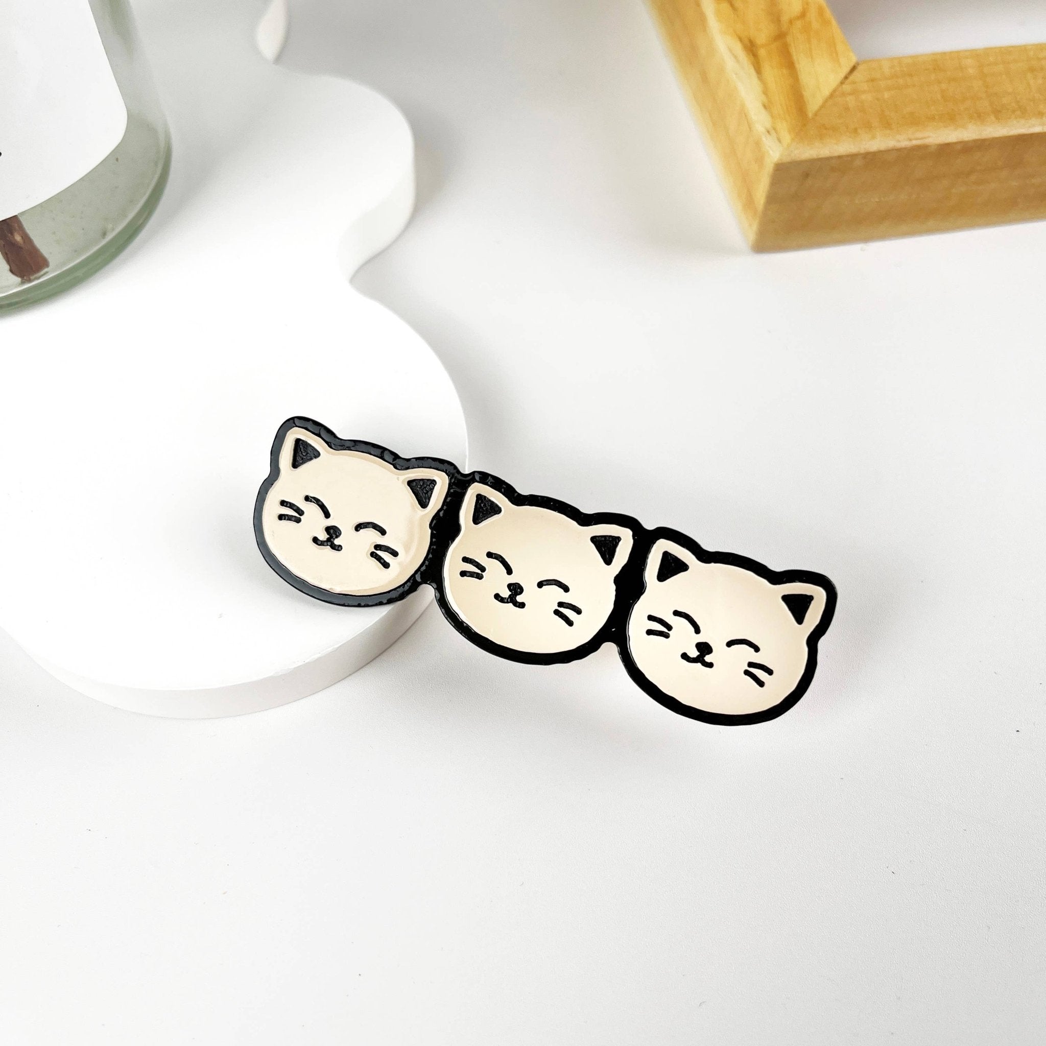 Triple cat duckbill clip - Lalka Beauty Co.